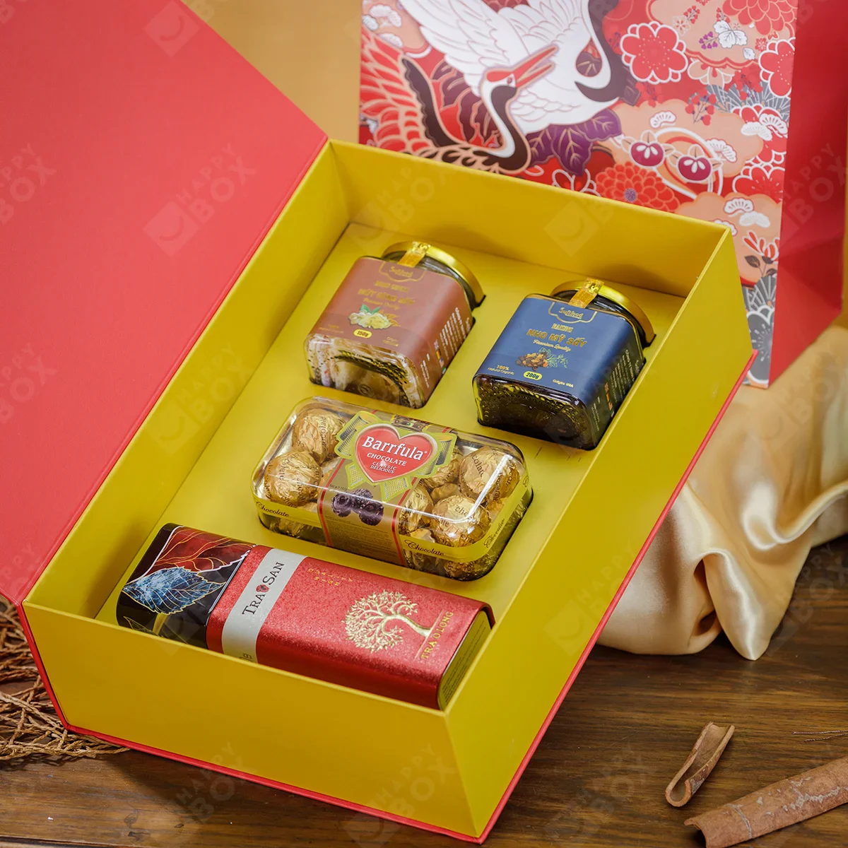 Hộp quà Tết